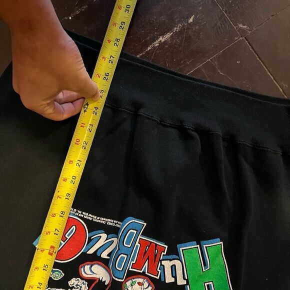 Vintage Christmas Looney Tunes Sweatshirt - Picture 8 of 8